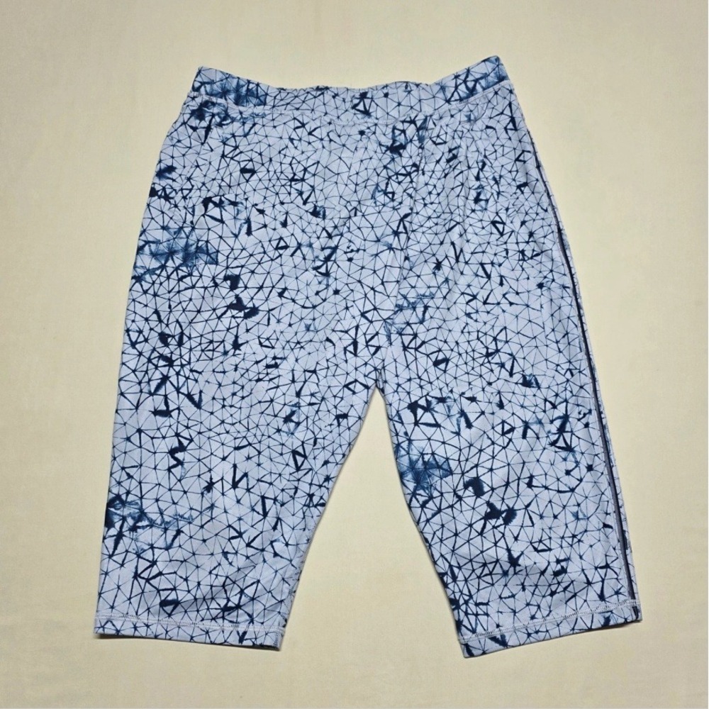 Lululemon Geometric Tie Dye Crop Athletic Pants Woman  Size 10 Activewear
